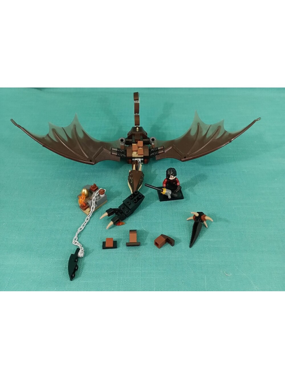 LEGO Minifigures Harry POTTER and Dragon From Triwizard